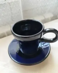 Sprzedam serwis kawowy - B. LADNY ! ELEGANCKI ! Z PORCELANY ! Okazja ! — ujęcie 3