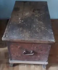 Sprzedam Stara drewniana skrzynia  kufer retro  do renowacji (90x45x — ujęcie 3