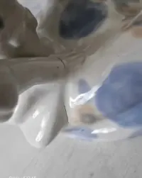 Stara figurka porcelana sygnowana C100 Dama z wachlarzem — ujęcie 5