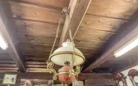 Stara  lampa sufitowa żyrandol — ujęcie 2
