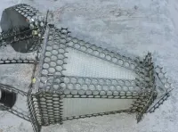 Stara metalowa lampa z czasów PRL - retro — ujęcie 4
