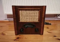 stare radio firmy AEG vintage — ujęcie 2