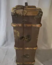 Stary kufer podróżny 1920 rok. — ujęcie 4