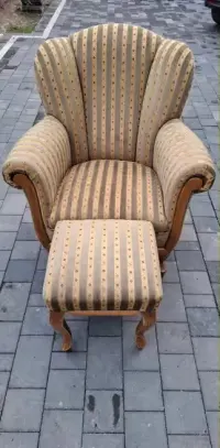 Stylowy fotel Lirka + podnóżek . 2 sztuki — ujęcie 5