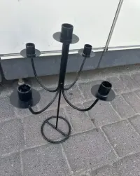 Świecznik metalowy czarny — ujęcie 3