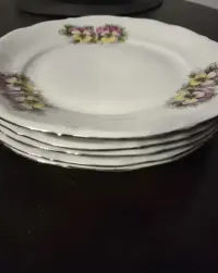 Talerze Wałbrzych PRL vintage — ujęcie 2