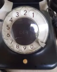 Tel. zabytkowy oryginał niemieckiej firmy RFT to model W38 z 1938r — ujęcie 2