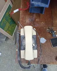 Telefon retro PRL — ujęcie 2