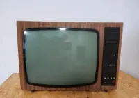 Telewizor retro unitra — ujęcie 2