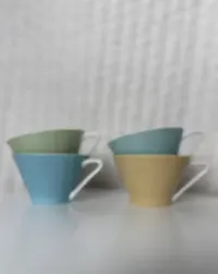 Vintage zestaw 4 porcelanowych filiżanek do espresso Lilien Porzellan model Daisy z lat 60. — ujęcie 5