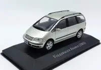 VW Volkswagen Sharan (2001) silver  Salvat/IXO® Skala 1:43 — ujęcie 4