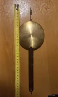 Wahadło starego zabytkowego zegara około 31 cm — ujęcie 3