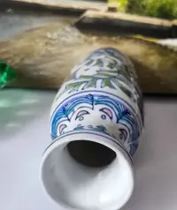 Wazon ręcznie malowany piękna stara porcelana — ujęcie 5