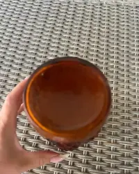 Wazon róże, Huta Laura, kolor ciemny bursztyn — ujęcie 2