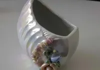 Wazonik porcelanowy Muszla — ujęcie 2