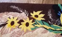Wełniana makatka - kilim na ścianę / motyw kwiatowy /PRL — ujęcie 2