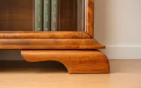 Witrynka Biblioteczka Komoda Art Deco  – orzech, fazowane szyby — ujęcie 5
