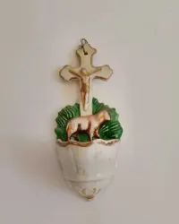 Zabytkowa kropielnica, XIX/XX w. — ujęcie 2