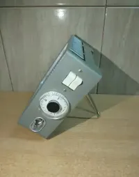 Zabytkowa lampa kwarcowa UV Thelta Sonne Q17 Made in DDR PRL rok 1971 — ujęcie 4