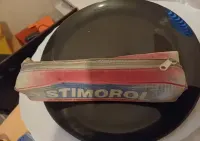 Zabytkowy piórnik po gumie Stimorol — ujęcie 3