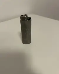 Zapalniczka Marlboro oryginalna — ujęcie 3