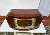 Zegar kominkowy Art Deco HAU — ujęcie 2