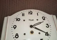 Zegar porcelanowy Kienzle ArtDeco — ujęcie 3