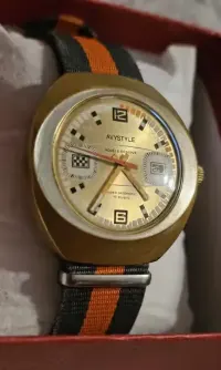 Zegarek mechaniczny Avystyle — ujęcie 3