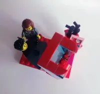 zestaw LEGO salon fryzjerski urody fryzjer fryzjerka nozyczki ludziki — ujęcie 5