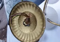 Żyrandol, klosz kula Art Deco, mosiądz kule kryształ PRL — ujęcie 4