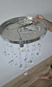 Żyrandol lampa kryształy 5 żarówek — ujęcie 5