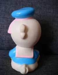 Gumowa figurka Kaczor Donald (1984) — ujęcie 4
