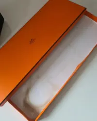 Pudelko duże hermes — ujęcie 2
