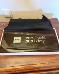 100 lat złotego (zestaw 9 srebrnych monet) — ujęcie 3
