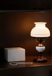 Lampa stołowa vintage retro PRL szkło ceramika metal POLAM — ujęcie 2