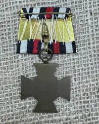 Medal bar Krzyż Hindenburga 1914 bez mieczy original ww1 — ujęcie 2