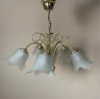 Złota wisząca lampa vintage retro — ujęcie 4