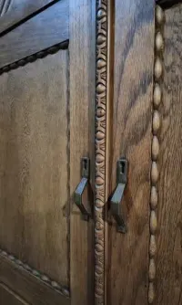 Nr. 1202  Bufet dębowy z wczesnego Art Déco — ujęcie 5