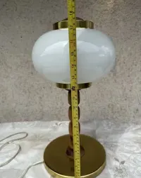 Lampa stołowa z czasów PRL retro vintage — ujęcie 4