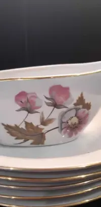 Porcelona Chodzież - talerze i sosjerka PRL — ujęcie 2