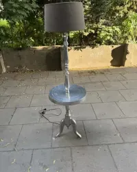 Lampa podłogowa Riviera Maison — ujęcie 2