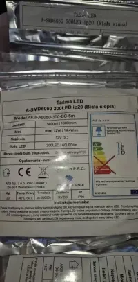 Taśmy LED białe i kolor — ujęcie 2