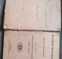 Stare książki modlitewniki — ujęcie 3