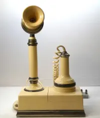 Stary telefon RWT MALWA, PRL — ujęcie 3