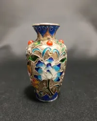 Stary wazonik Cloisonné — ujęcie 3