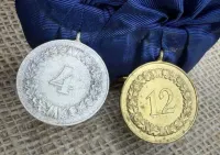 x2 Medal bar 4 i 12 lat original ww2 — ujęcie 4