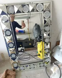 2 stoliki 2 lustre I 2 stojy I duzy stuj — ujęcie 3