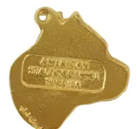 Amerykański Staffordshire terrier naszyjnik pozłocony w pudełku Art-Dog — ujęcie 4