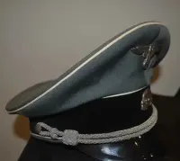 Czapka oficerska Waffen SS Niemcy — ujęcie 2