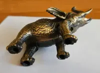 Figurka słonia zapalniczka — ujęcie 4